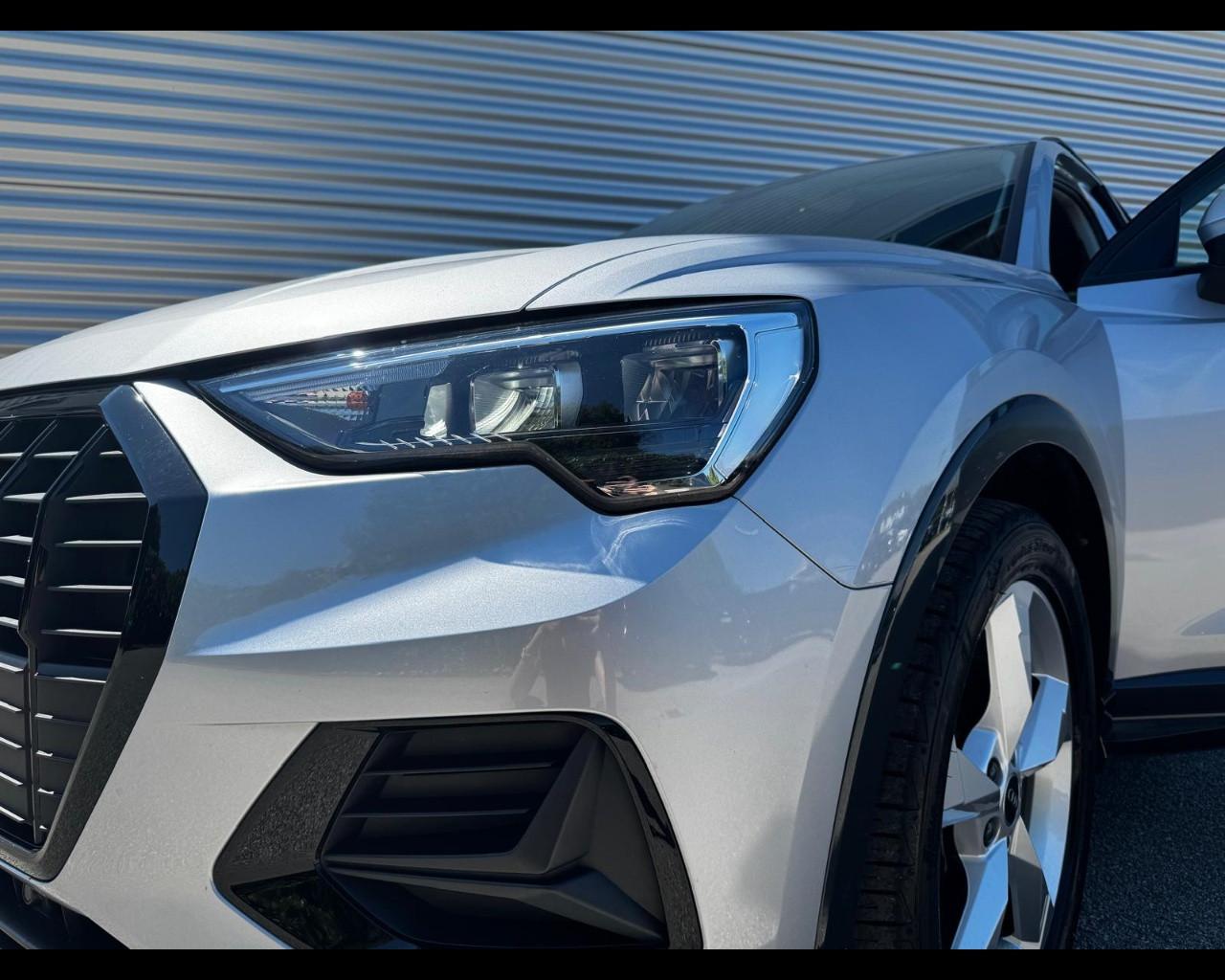 AUDI Q3 35 TFSI MHEV S-TRONIC BUSINESS ADVANCED