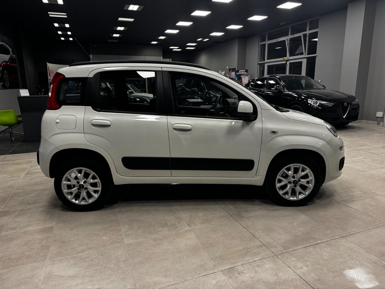 FIAT PANDA 900 T AIR NATURAL POWER LOUNGE
