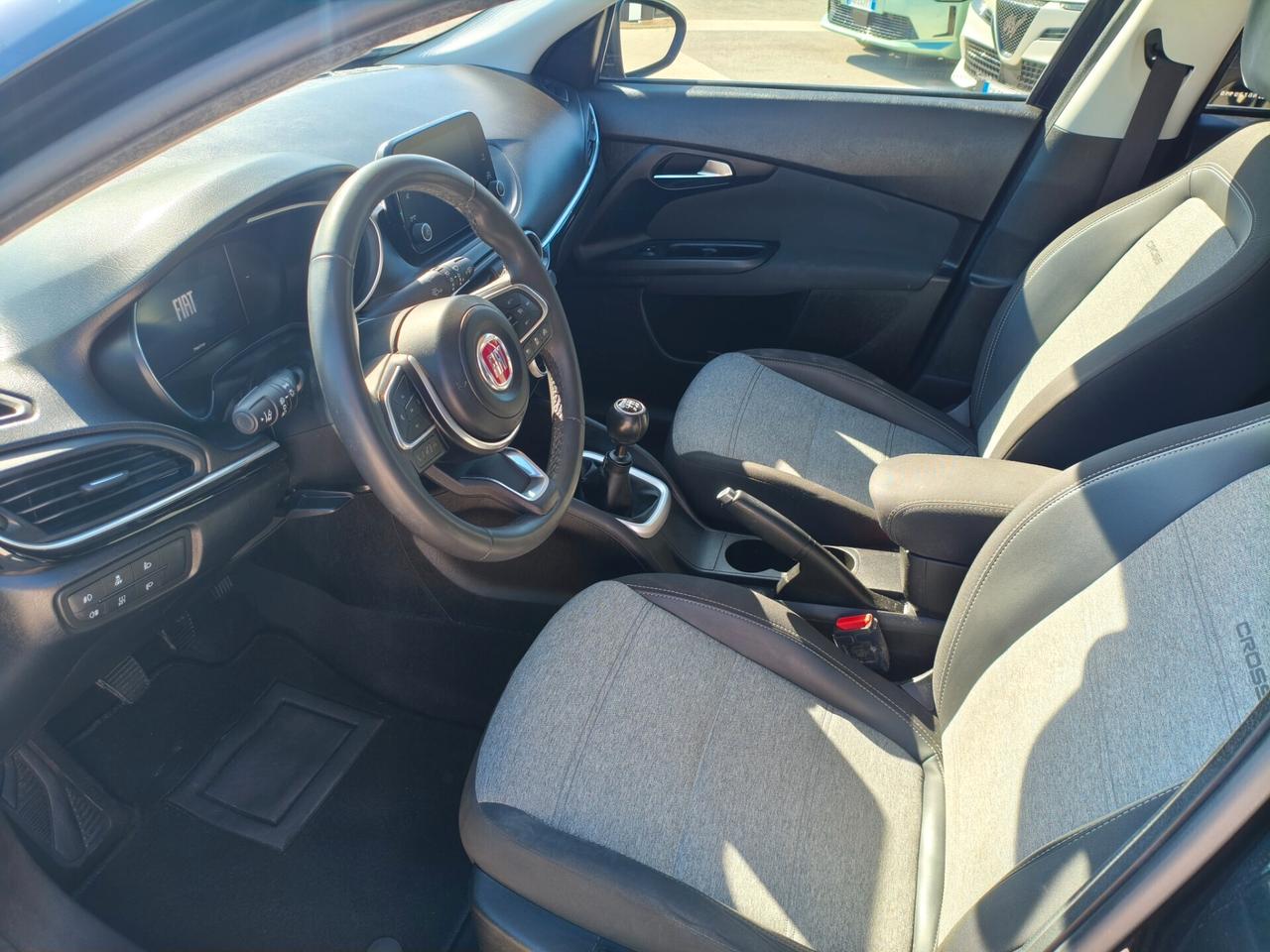 Fiat Tipo 1.6 Mjt 5 porte Cross