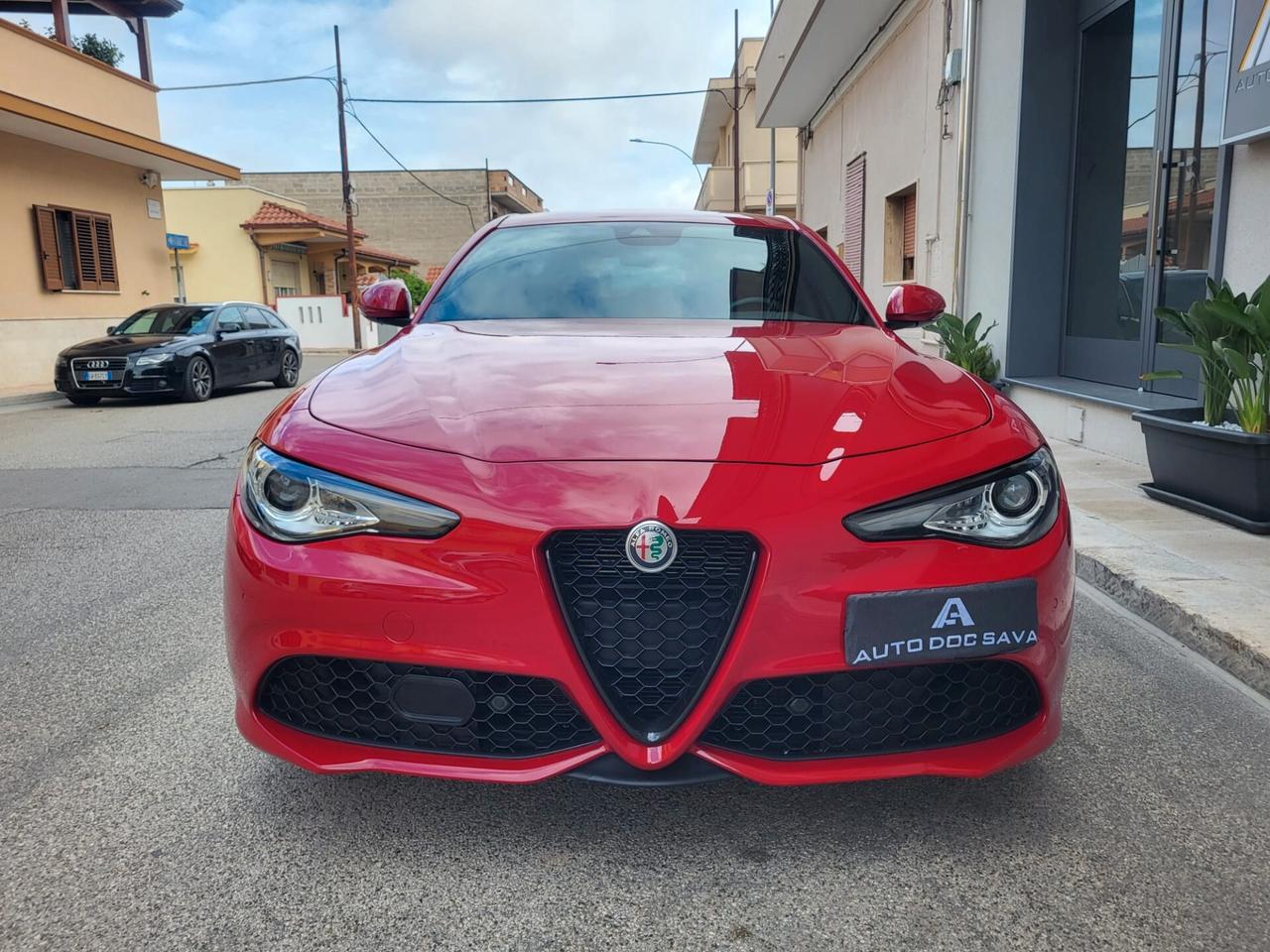 Alfa Romeo Giulia 2.0 Turbo 280 CV AT8 AWD Q4 Veloce Pelle Totale Beige Cerchi 19 Black...