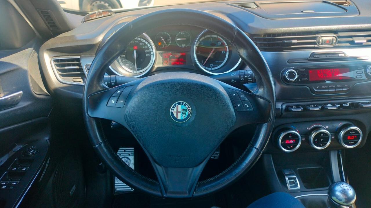 Alfa Romeo Giulietta 1.6 JTDm-2 105 CV Exclusive