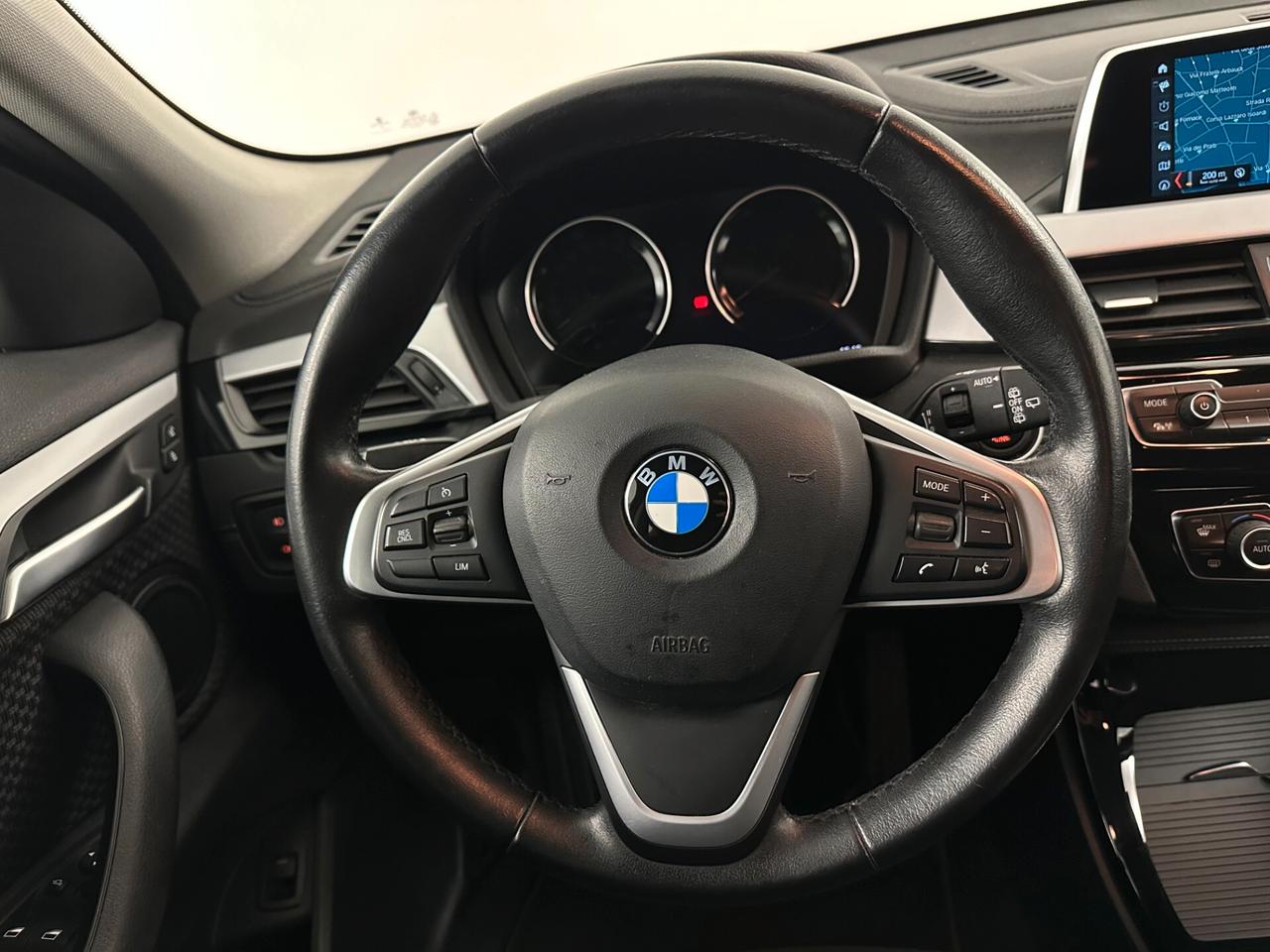Bmw X2 sDrive18d Business-X