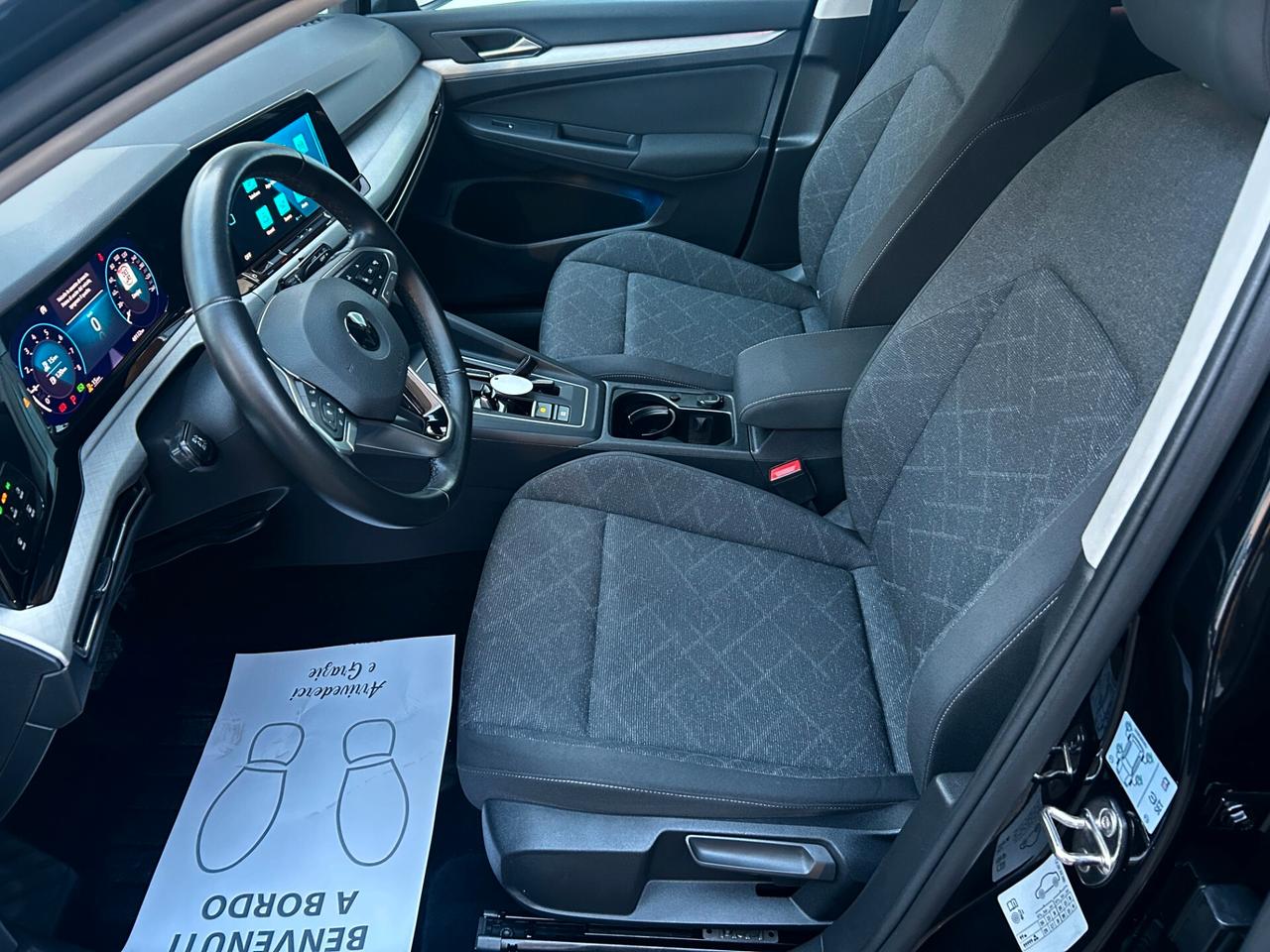 Volkswagen Golf 1.5 TGI DSG Life 2021