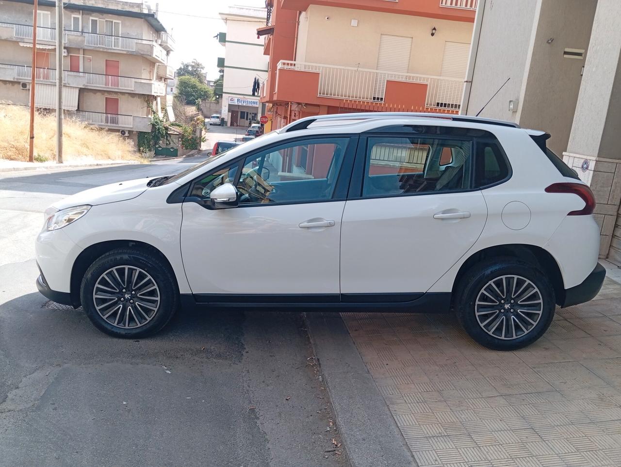 Peugeot 2008 BlueHDi 100 Active