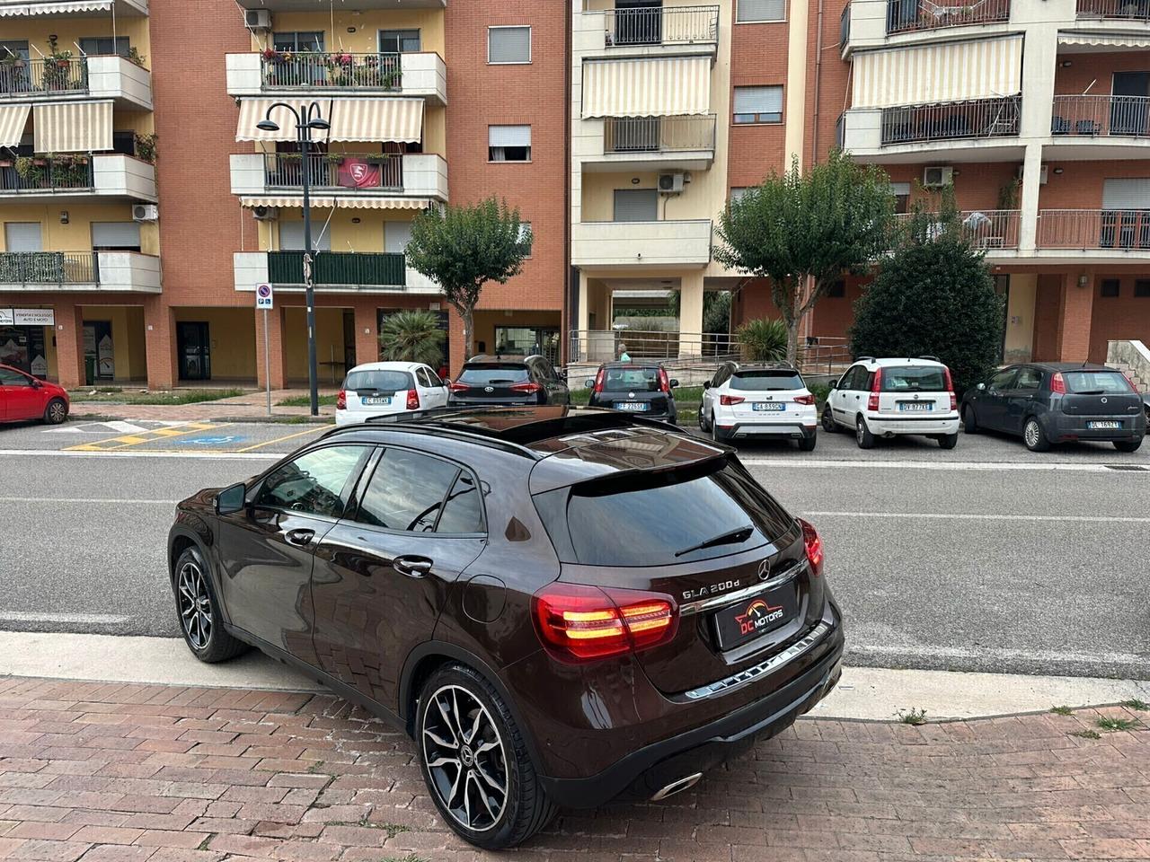 Mercedes-benz GLA 200 d Automatic Premium