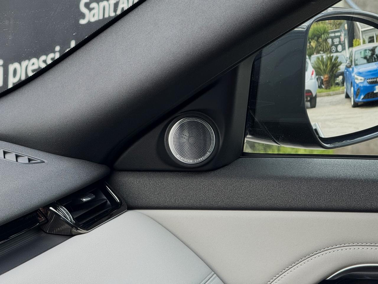 Range Rover Evoque 2.0d i4 MHEV R-Dynamic SE 204CV