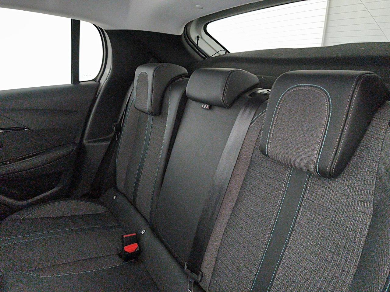 Peugeot 208 1.2 puretech Active Pack 75cv