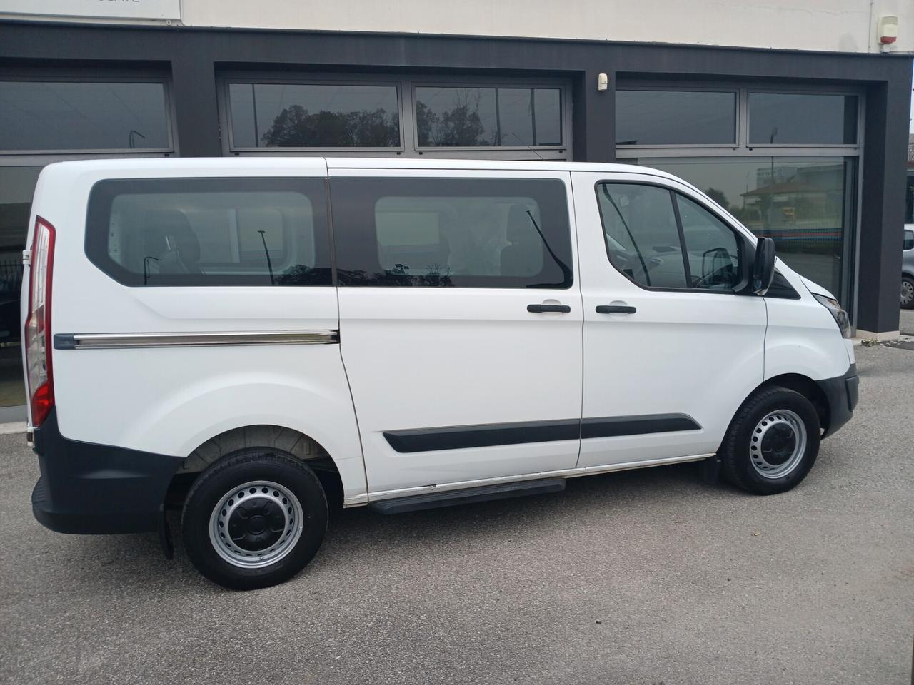 Ford transit Custom 9 POSTI 300 2.2 TDCi 100CV PC Trend