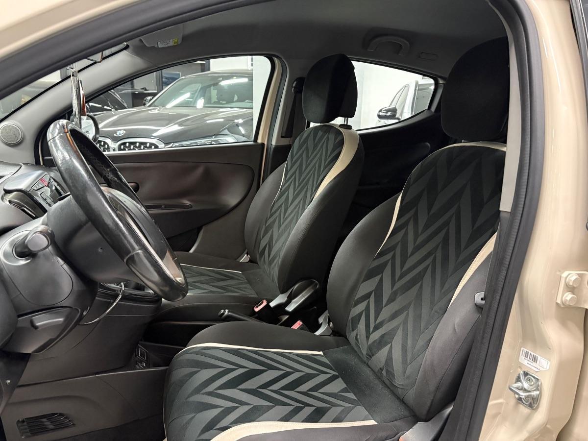 LANCIA Ypsilon 1.2 69 CV 5p. Platinum