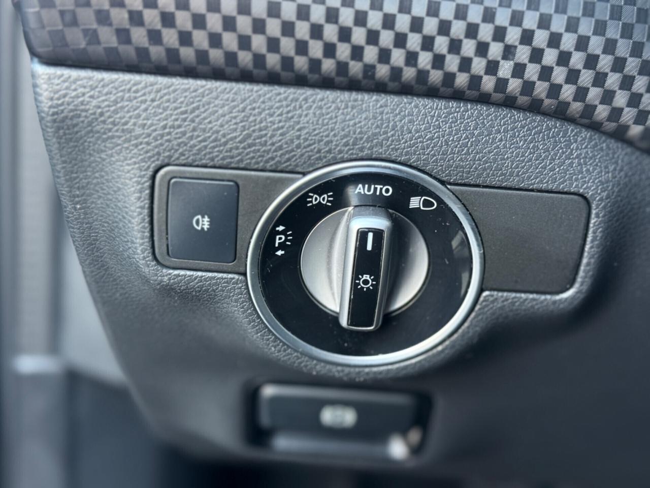 Mercedes-benz A 180 AMG Line - Premium Next auto