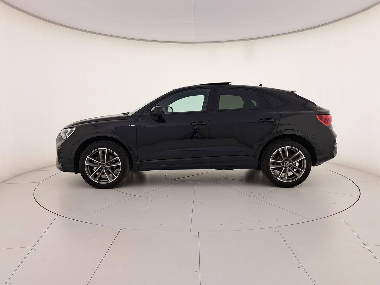 Audi Q3 sportback 35 2.0 tdi s line edition s-tronic