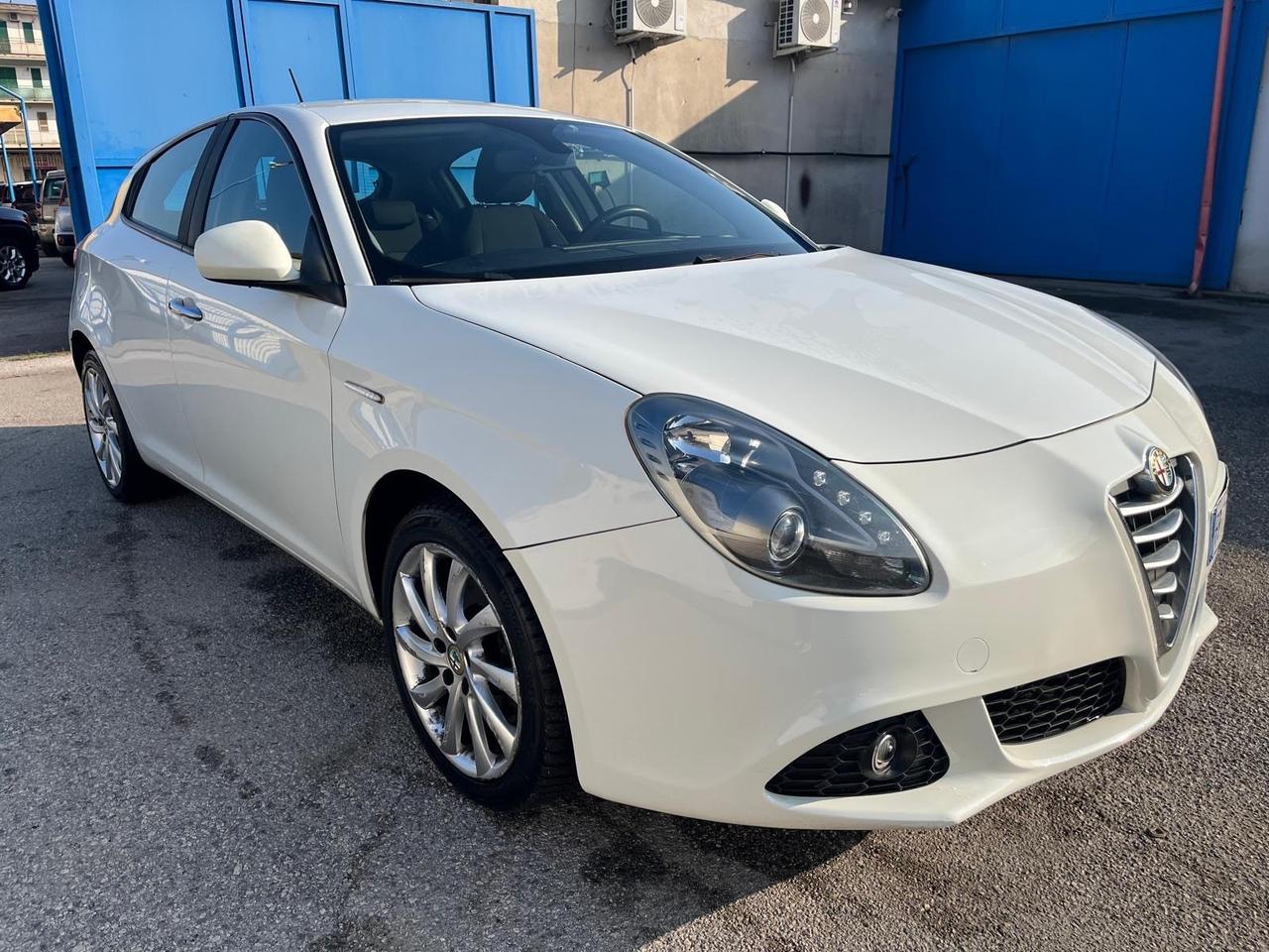 Alfa Romeo giulietta -2.0 mjt-full-12/2015