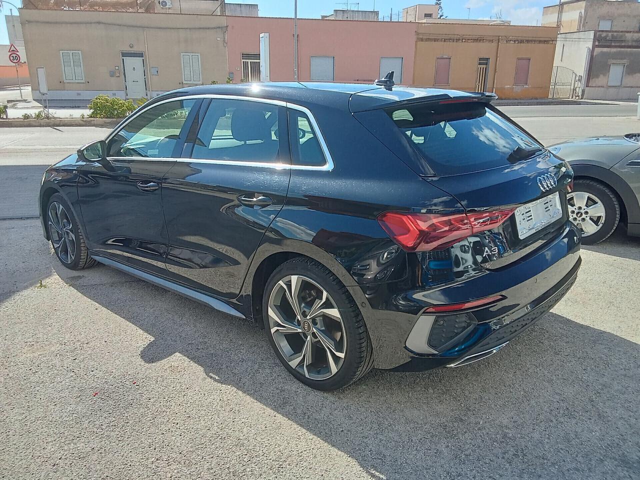 Audi A3 SPB 1.6 TDI S-line