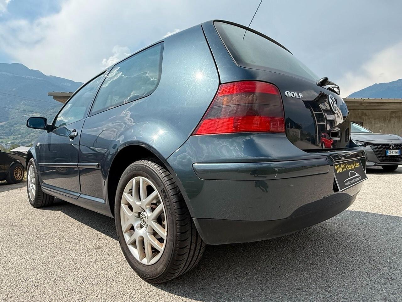 Volkswagen Golf 1.6 16V cat 3 porte Highline