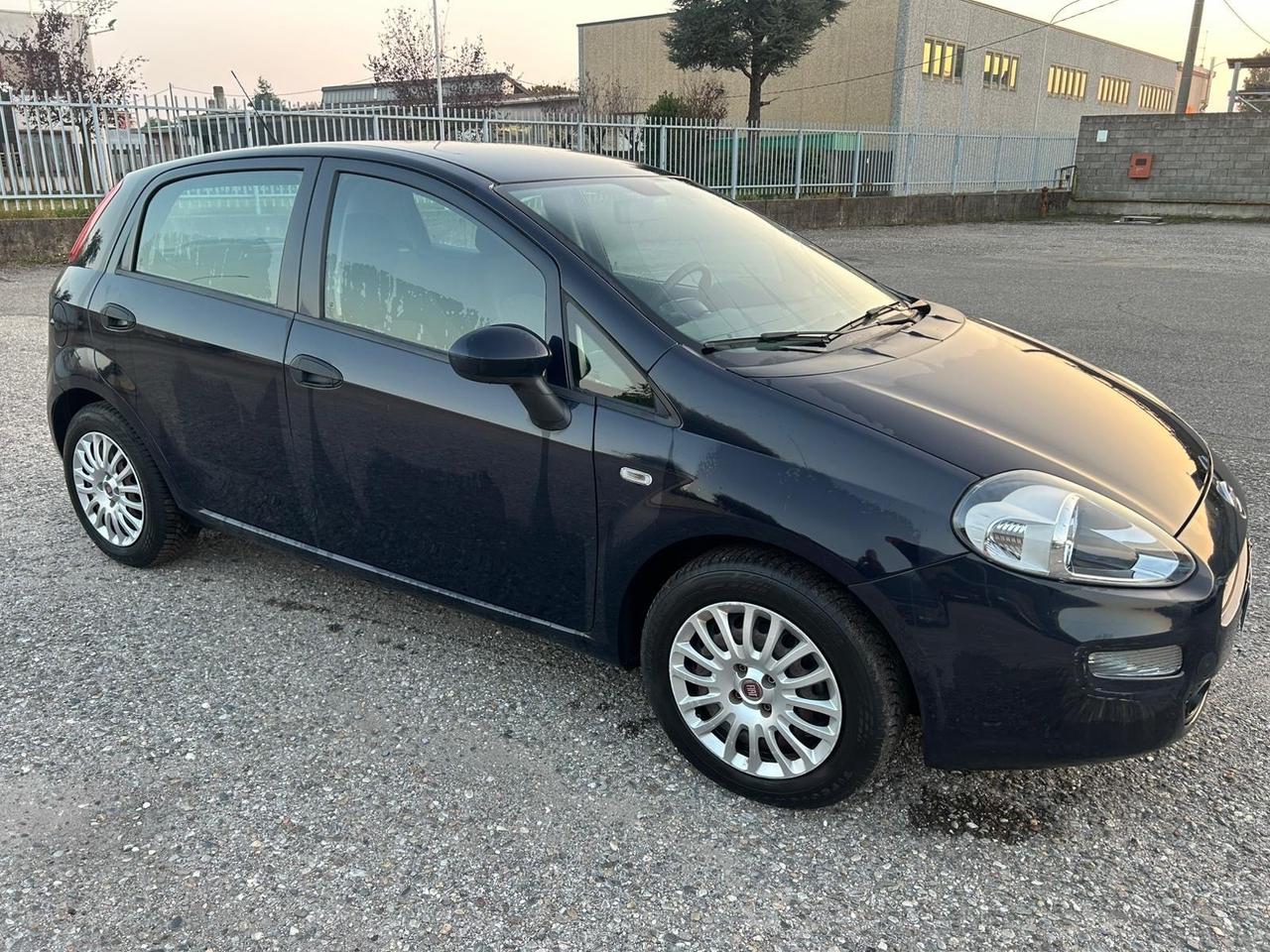 Fiat Punto 1.3 MJT II S&S 95 CV 5 porte Street
