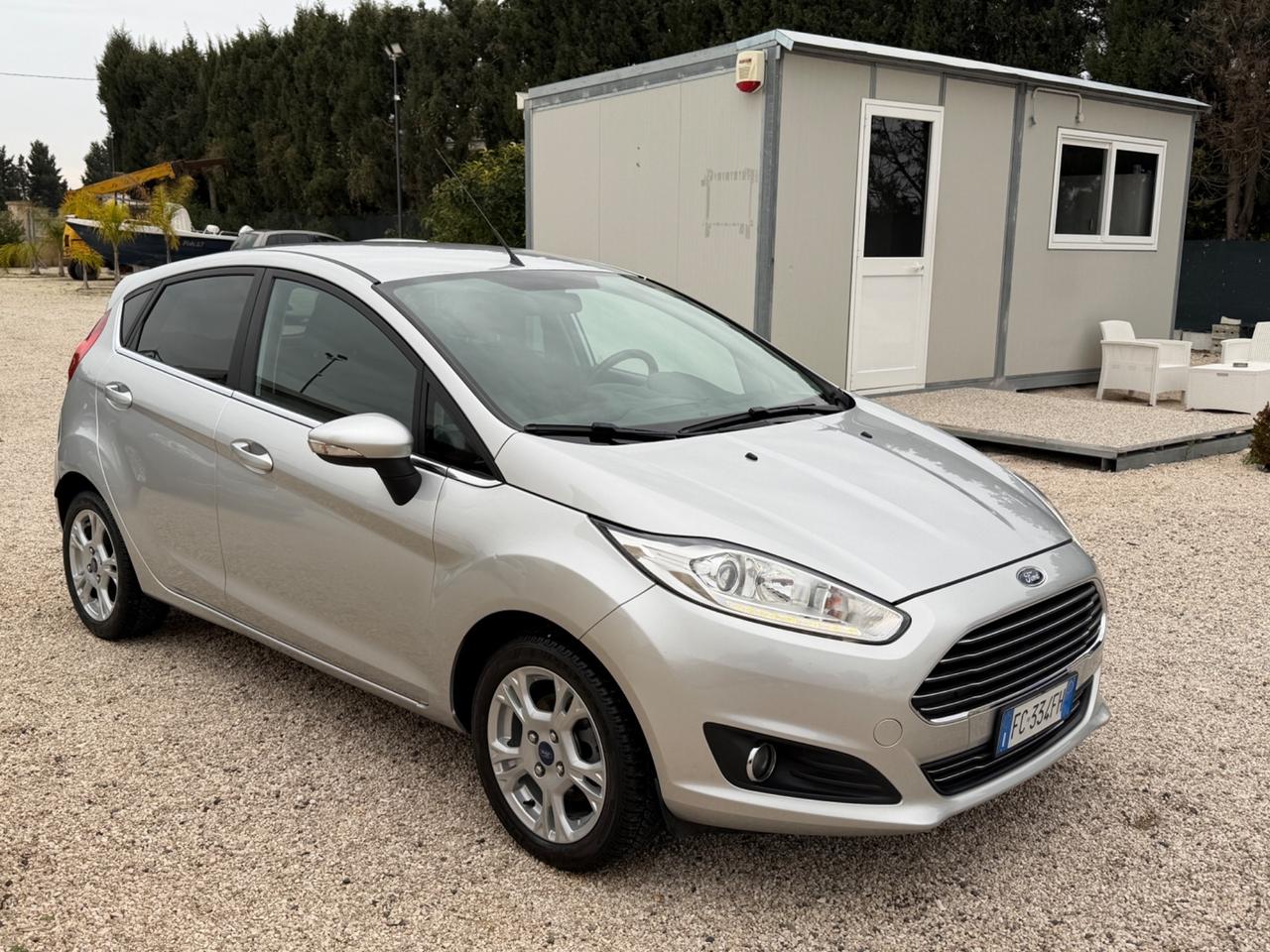 Ford Fiesta 1.5 TDCi 75CV 5 porte Titanium