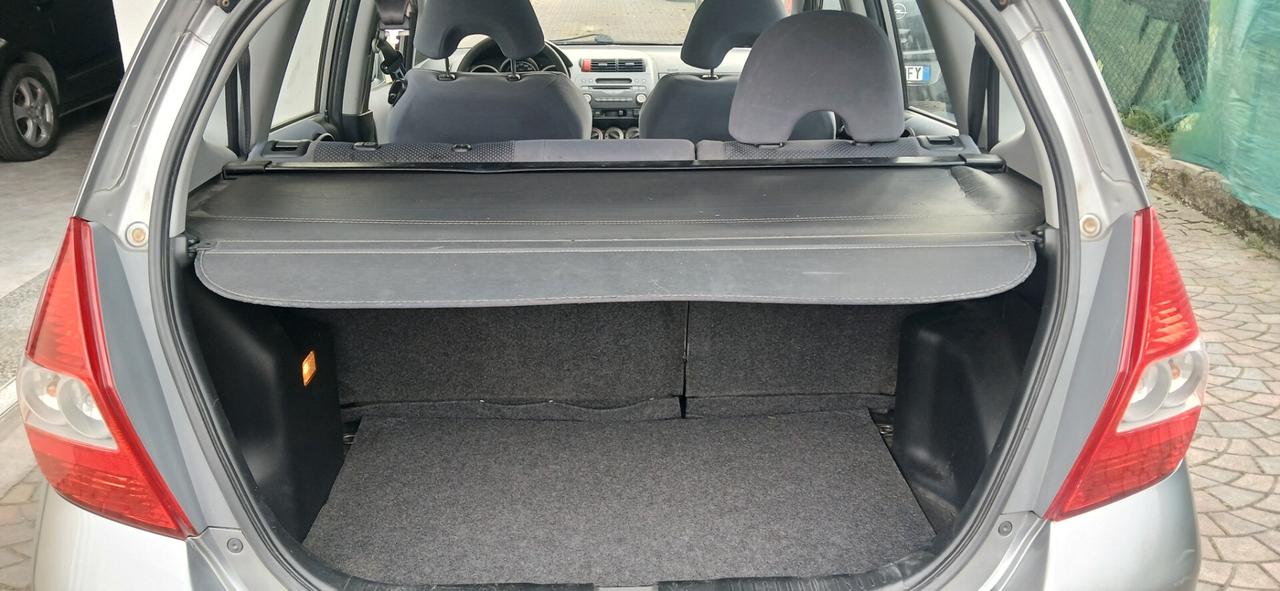 Honda Jazz 1.2 benzina neopatentati