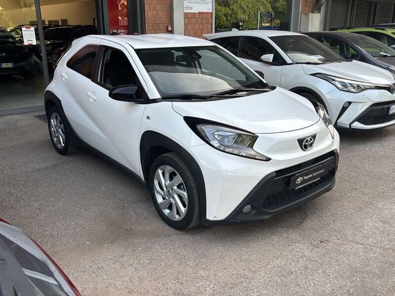 Toyota Aygo X 1.0B (72 CV) Active