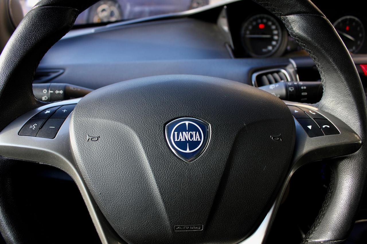 Lancia Ypsilon 1.2 69 CV 5 porte GPL Ecochic Gold SENSORI POST.