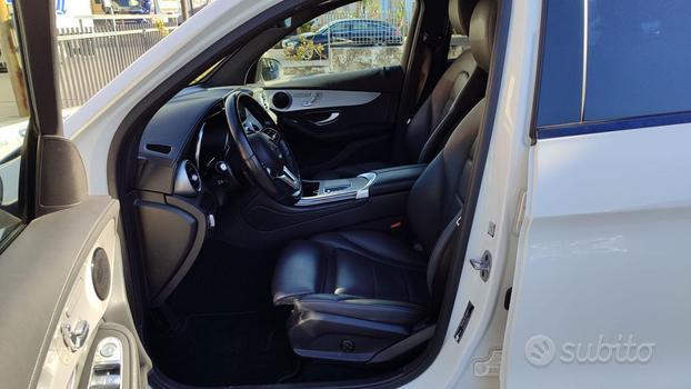 MERCEDES-BENZ GLC 220 d 4Matic Sport "NAVI"BLACK