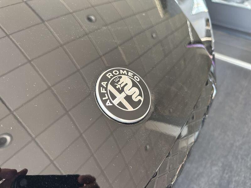 Alfa Romeo Junior 1.2 136 CV Hybrid eDCT6
