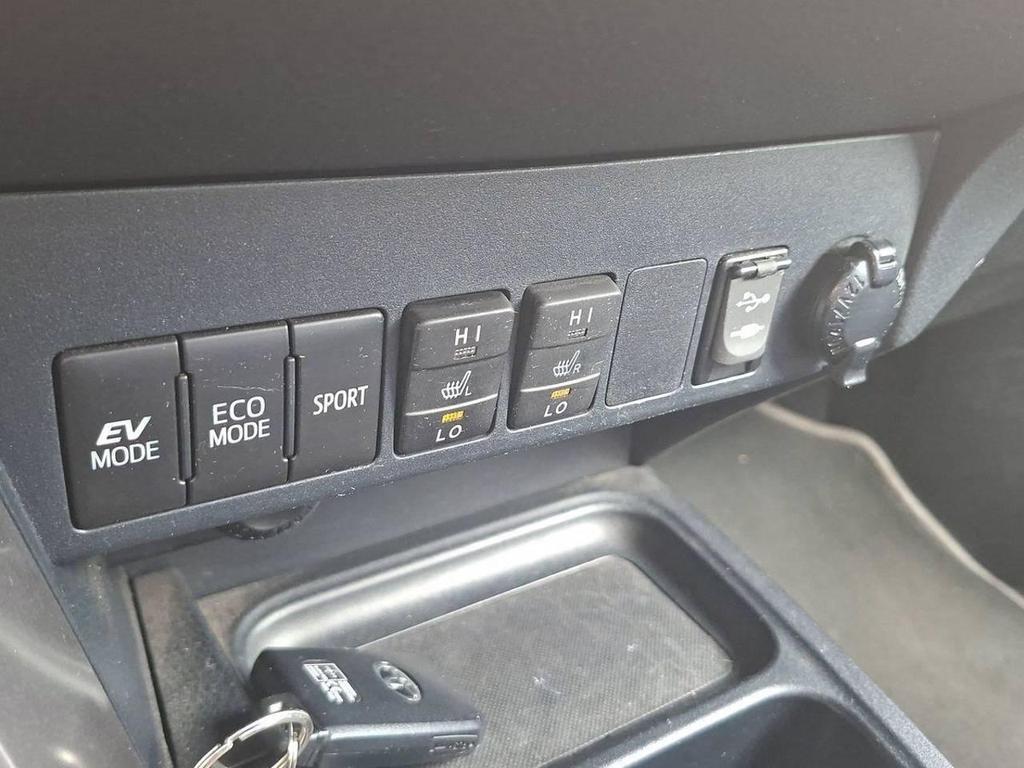 Toyota RAV4 5 Porte 2.5 VVT-i Hybrid Lounge 2WD E-CVT