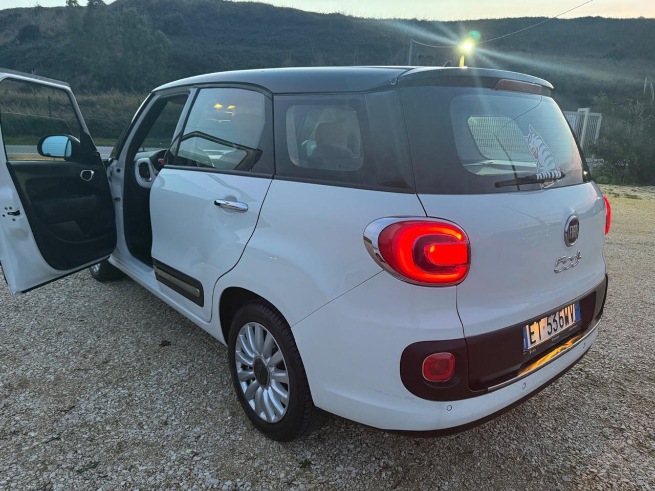 Fiat 500L 1.6 Multijet 120 CV LIVING 7 posti PERMUTE