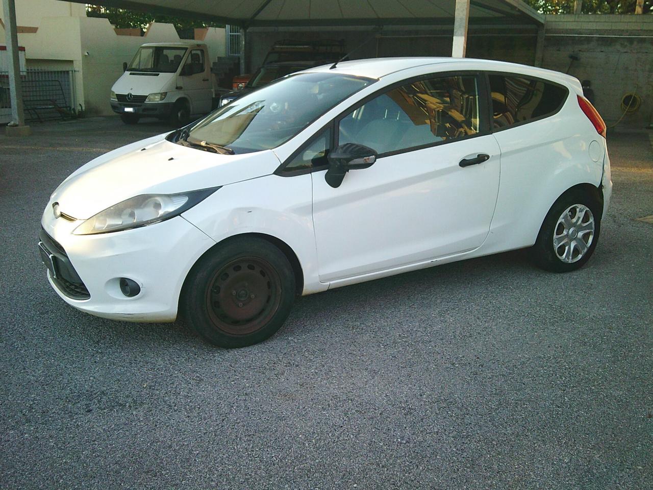 Ford Fiesta 1.4 TDCi 68CV 3 porte Van