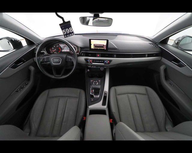 AUDI A4 Avant 30 TDI S tronic Business