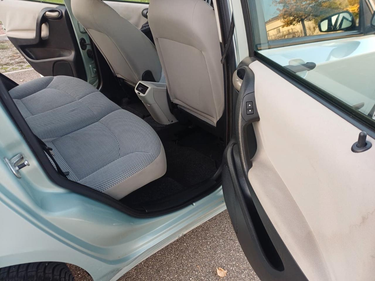 Fiat Stilo 1.4i 16V 5 porte Active