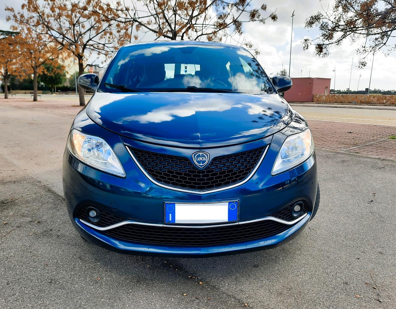 Lancia Ypsilon GPL Ecochic Platinum