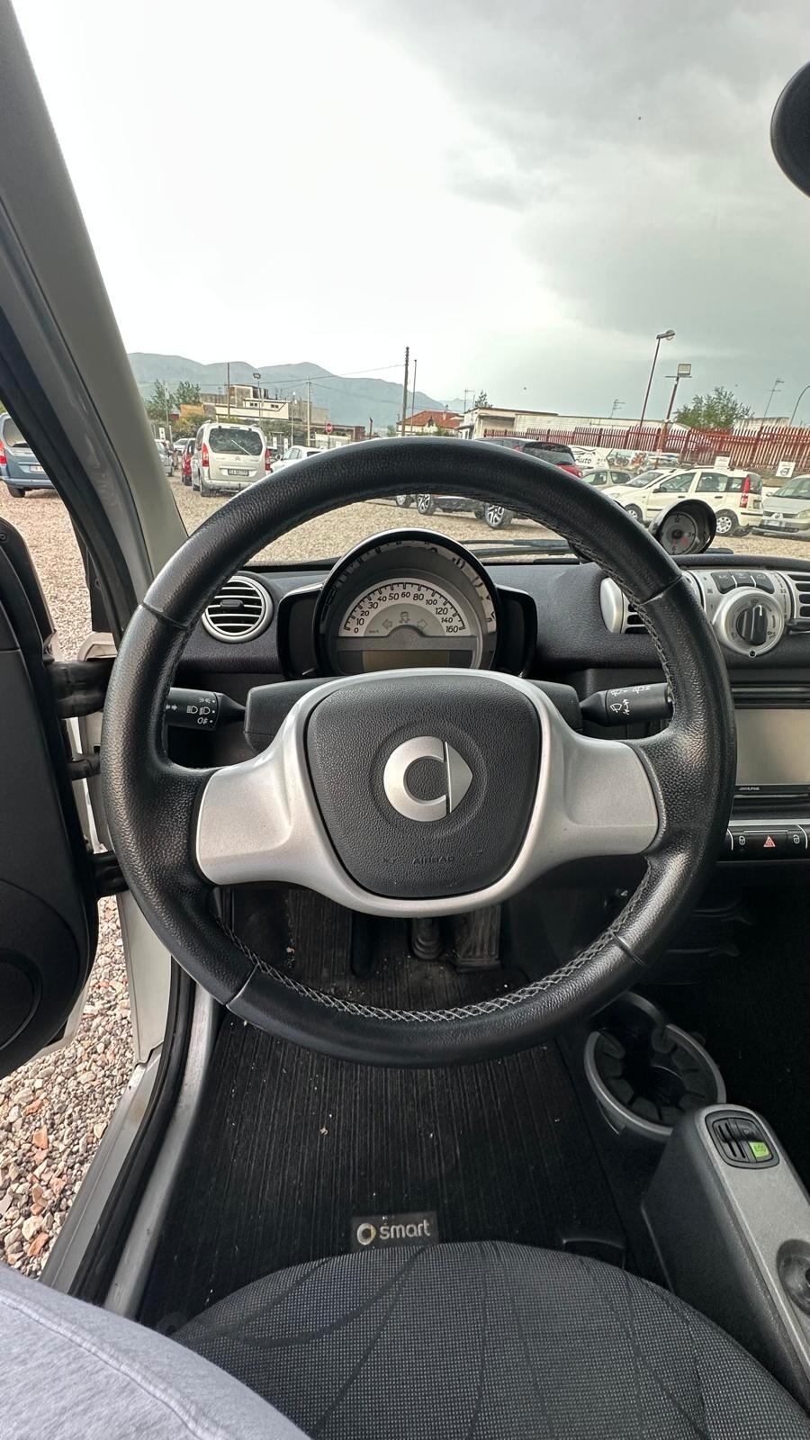 Smart ForTwo 1000 52 kW coupé pure