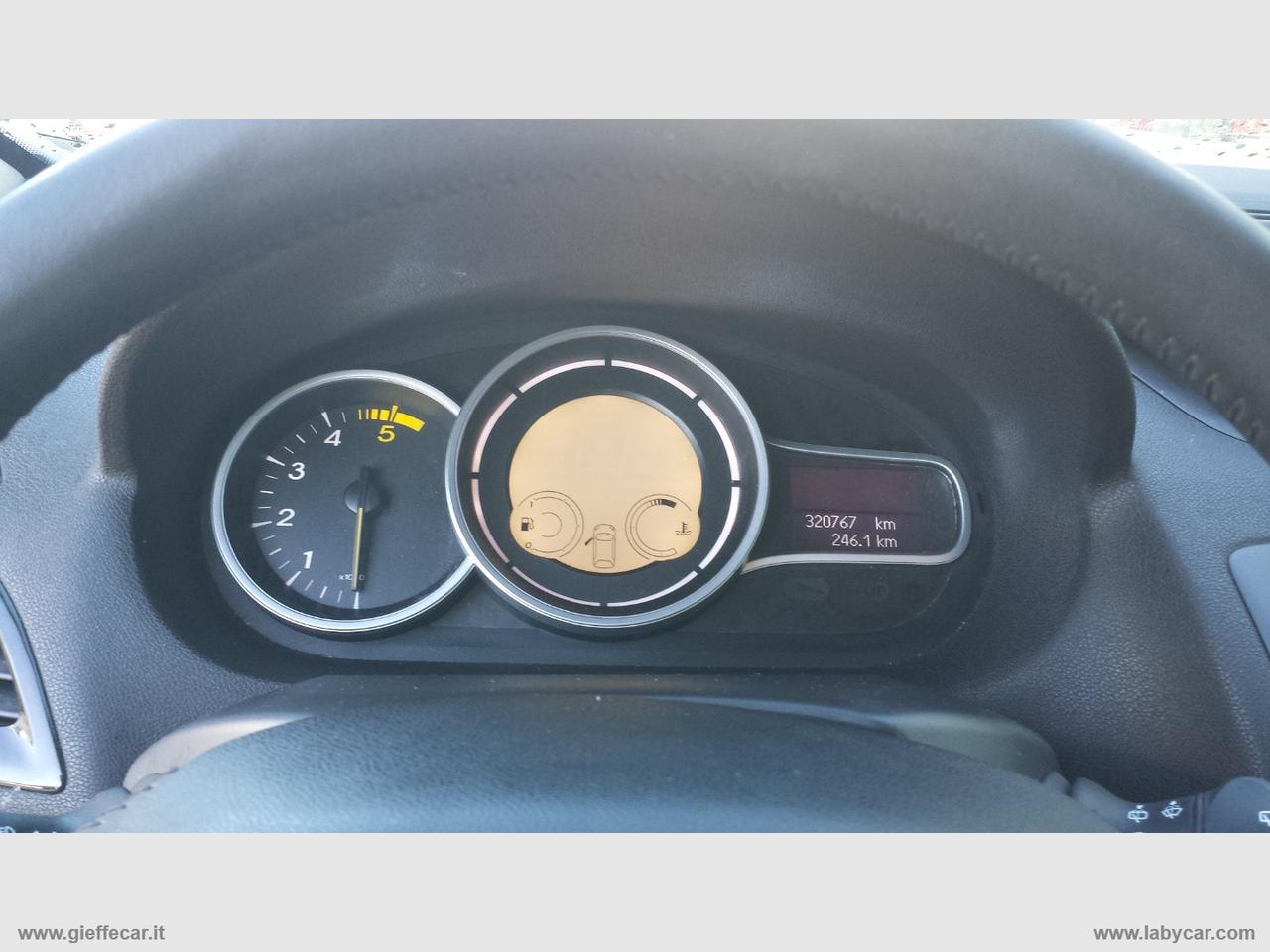 RENAULT Mégane 1.5 dCi 110 CV Attractive