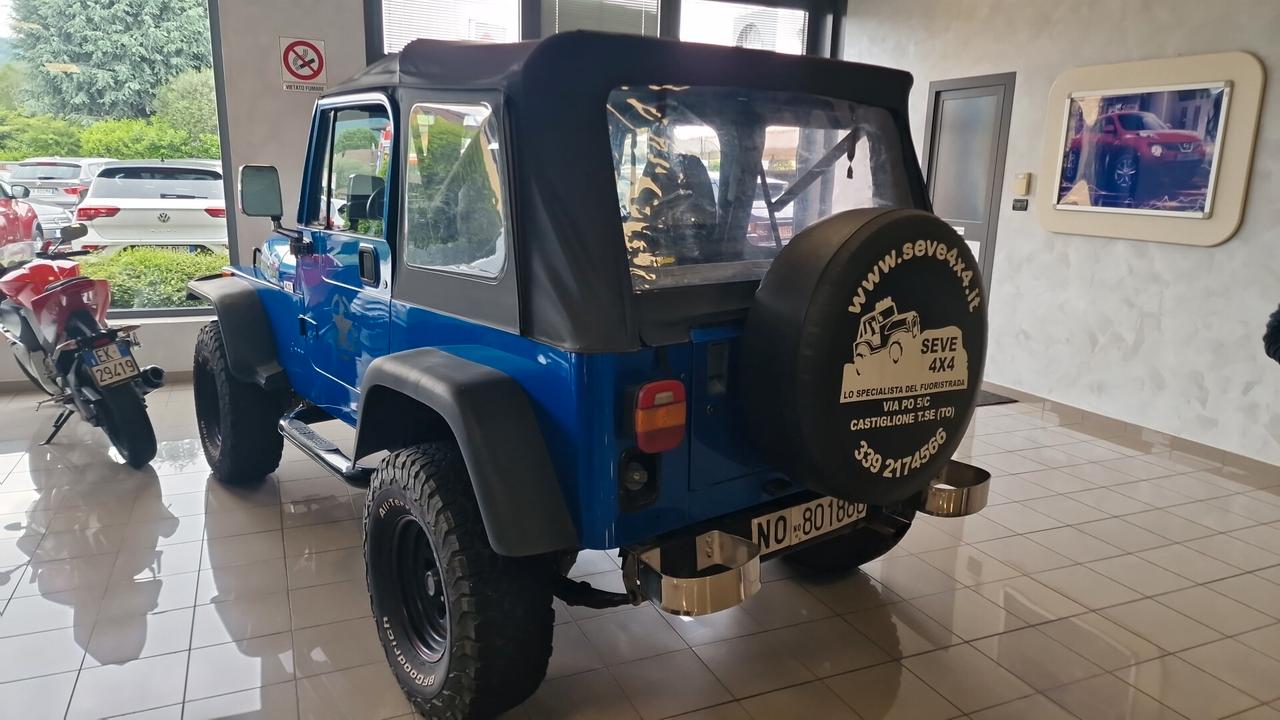 Jeep wrangler 4.0 benzina