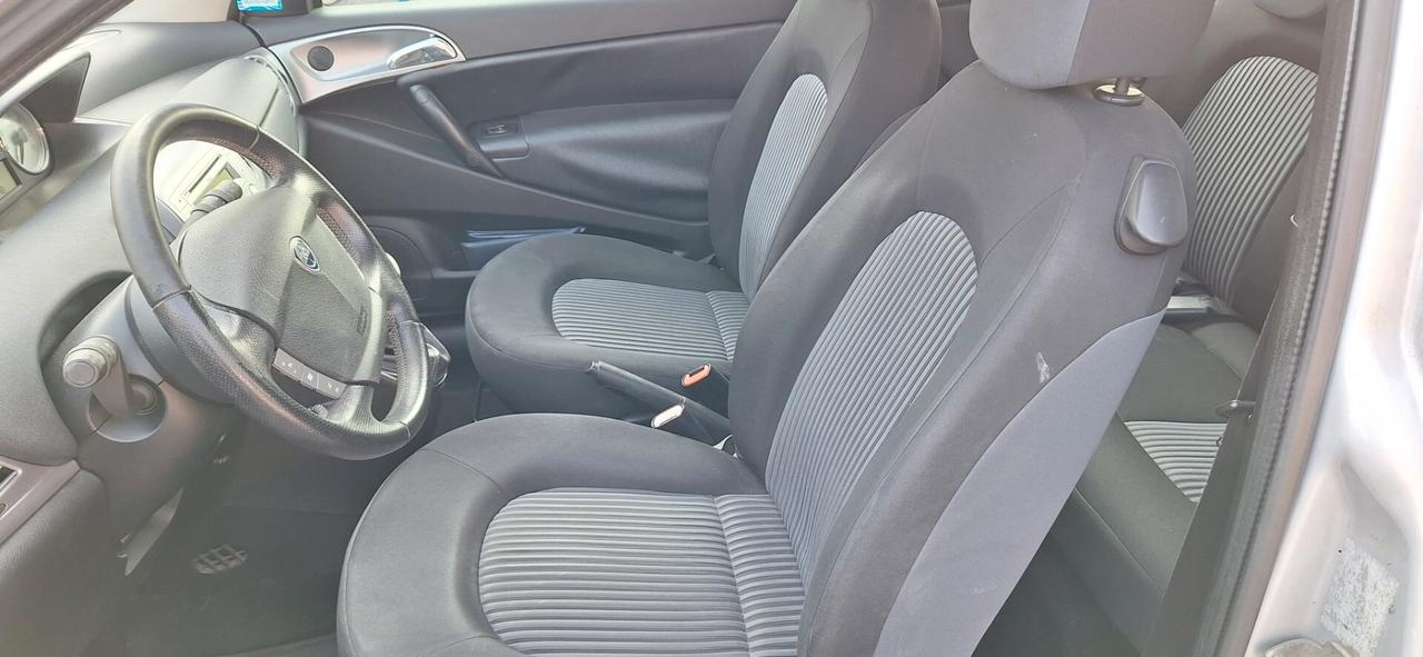 Lancia Ypsilon 1.2 Oro