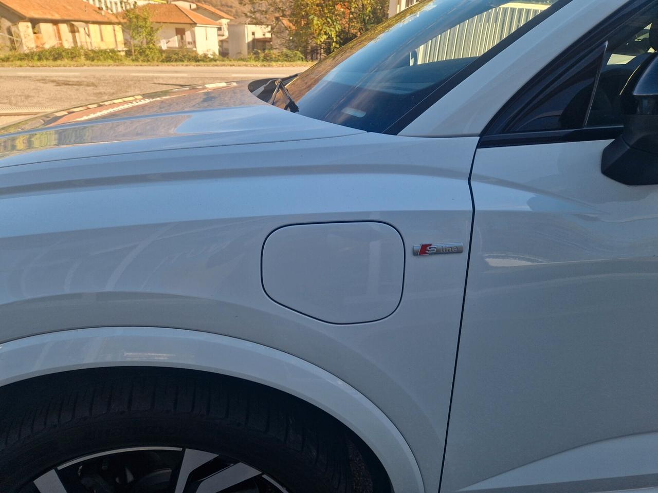 Audi Q3 SPB 35 TFSI S tronic line edition