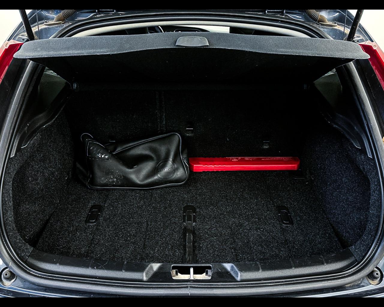 VOLVO V40 Cross Country T3 Geartronic