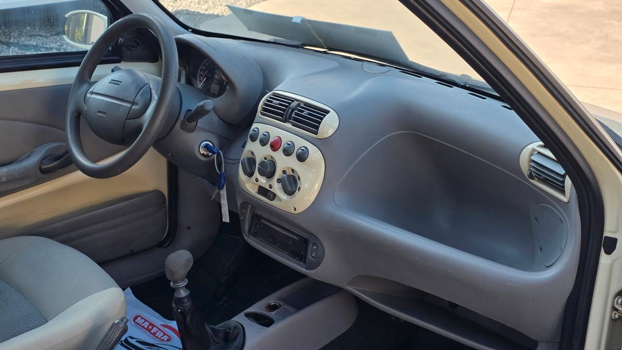 Fiat 600 1.1 Active
