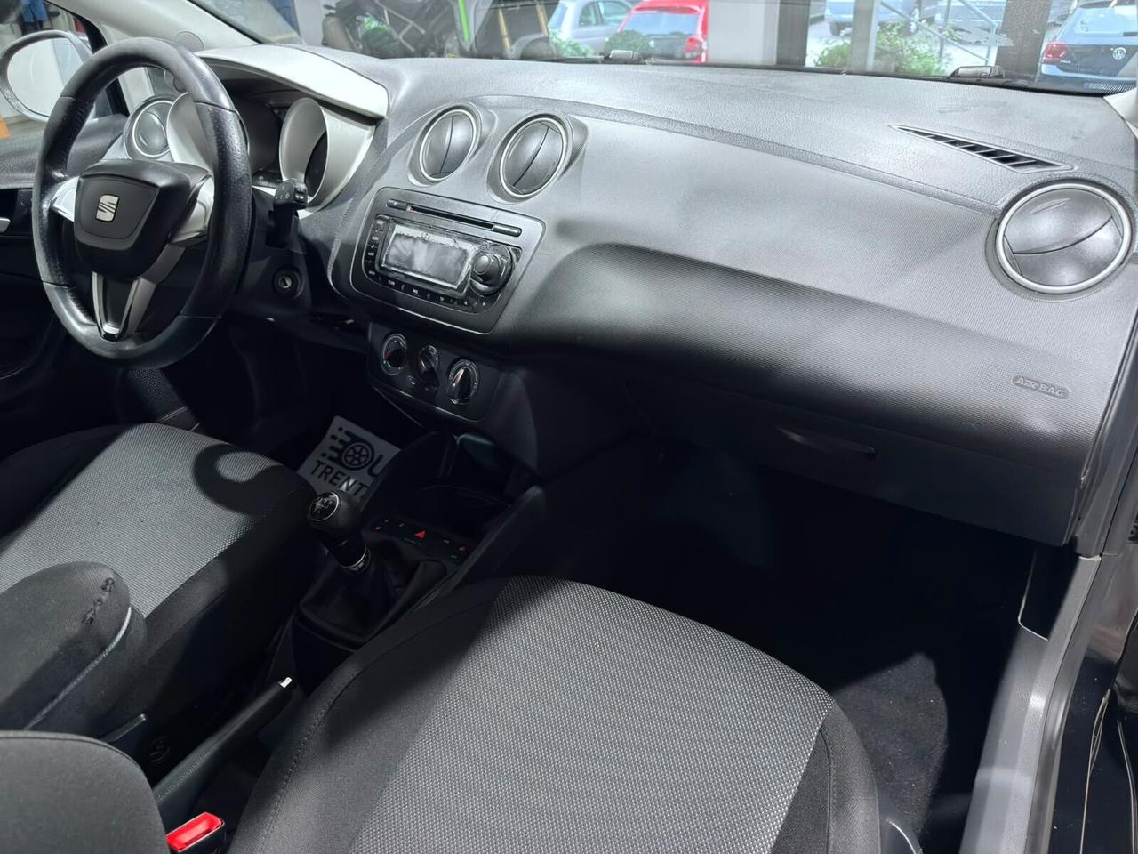 SEAT IBIZA 1.6 105CV 5p SPORT - NEOPATENTATI