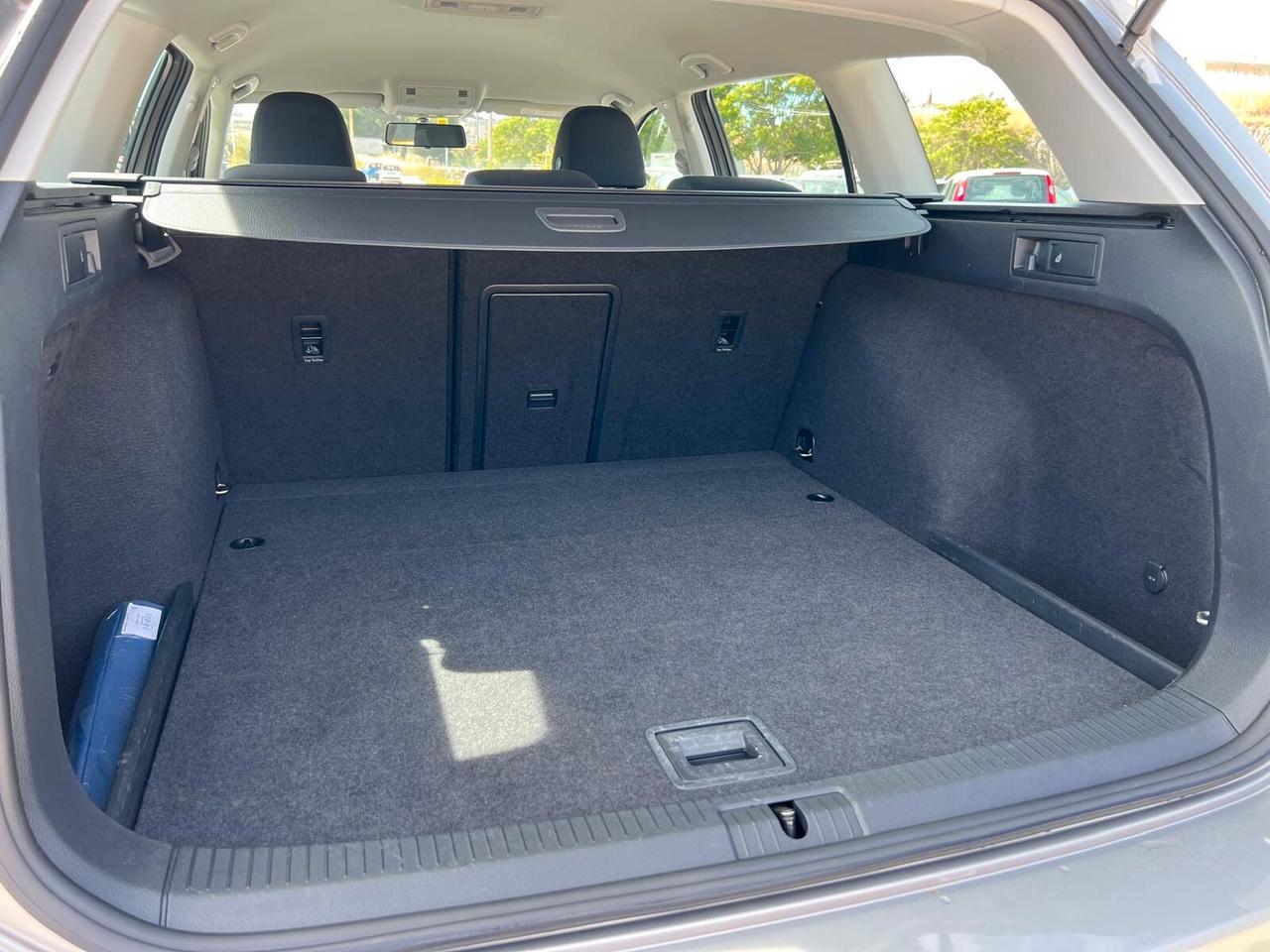 Volkswagen Golf Variant 1.6 TDI 115 CV DSG Executive BlueMotion Tech.