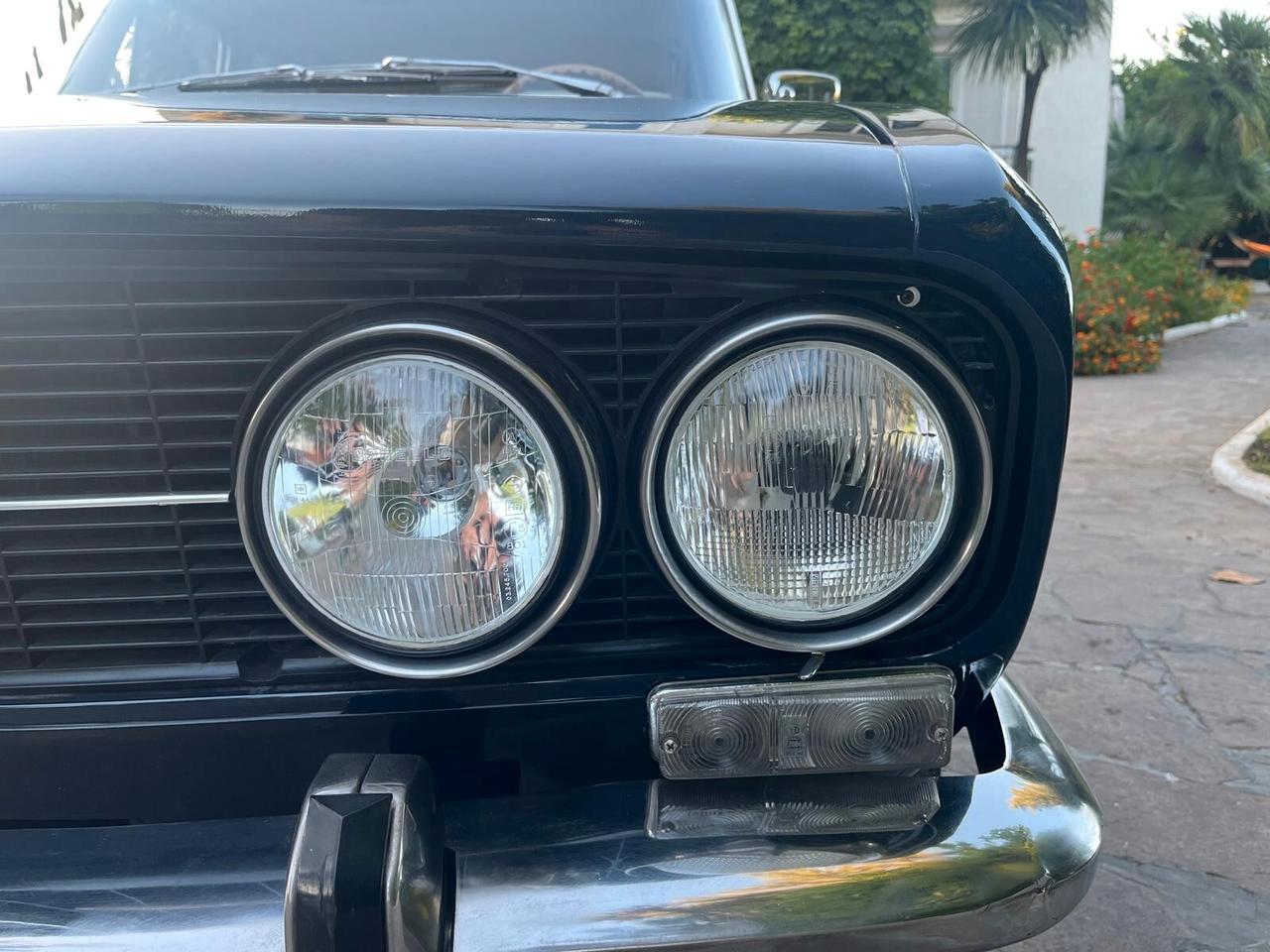 Alfa Romeo 2000 berlina