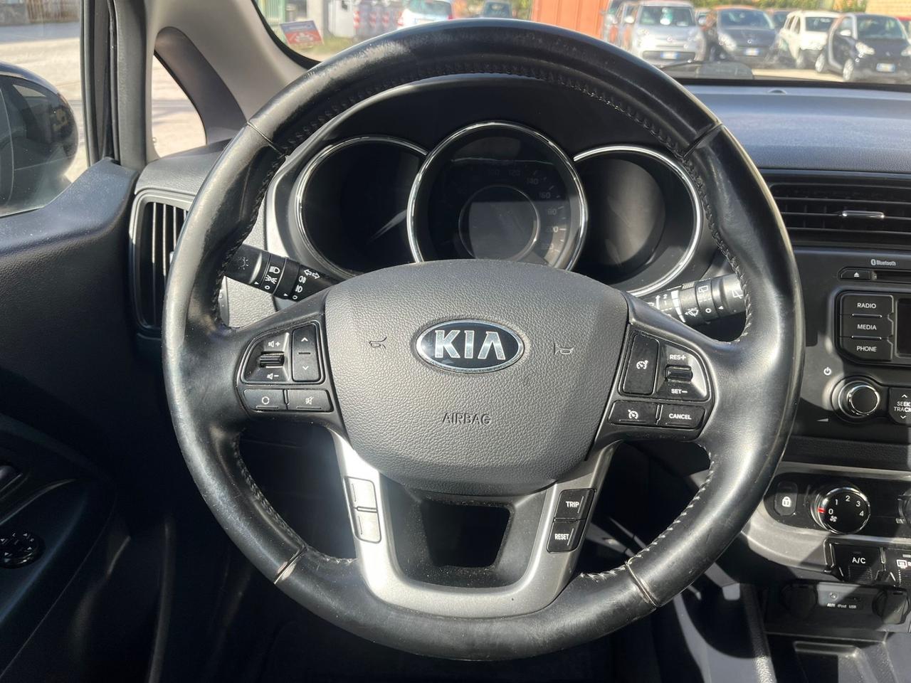 Kia Rio 1.1 CRDi 5p. Active 137000 km