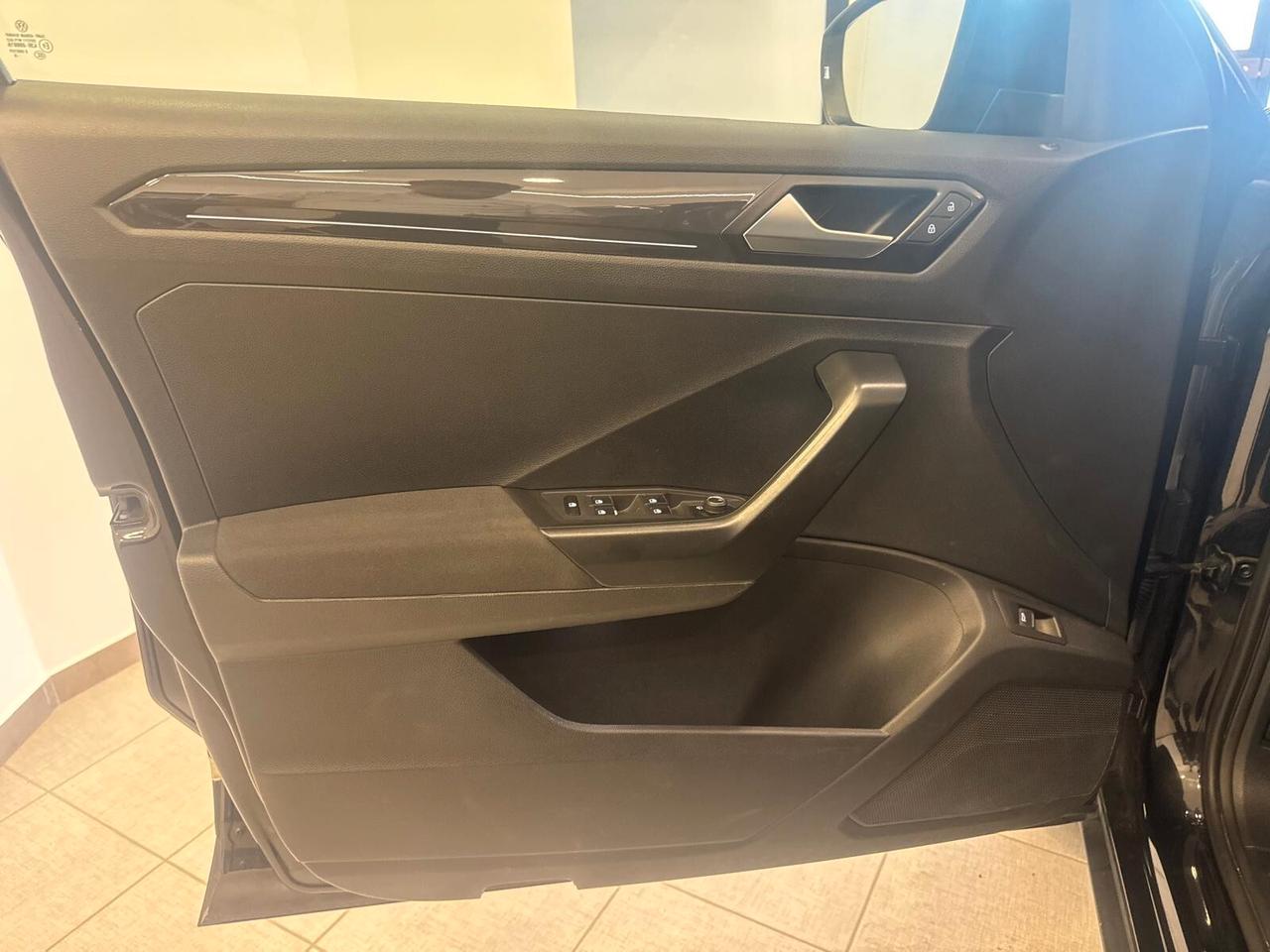 Volkswagen T-Roc 1.5 TSI DSG tetto solo 80000km