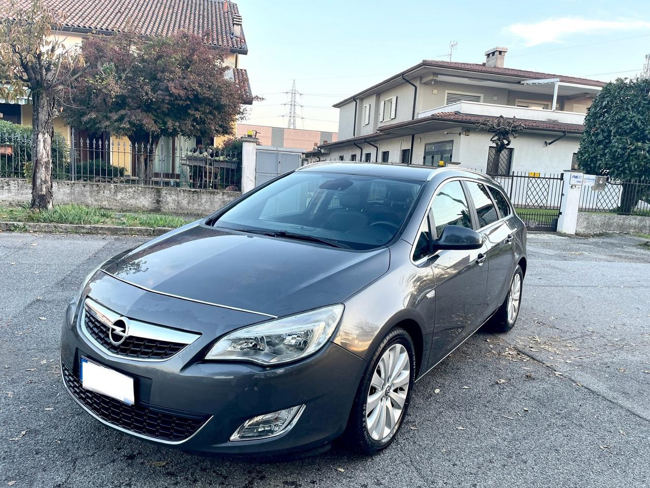 Opel Astra 1.3 CDTI 95CV S&S 5 porte Cosmo 2012