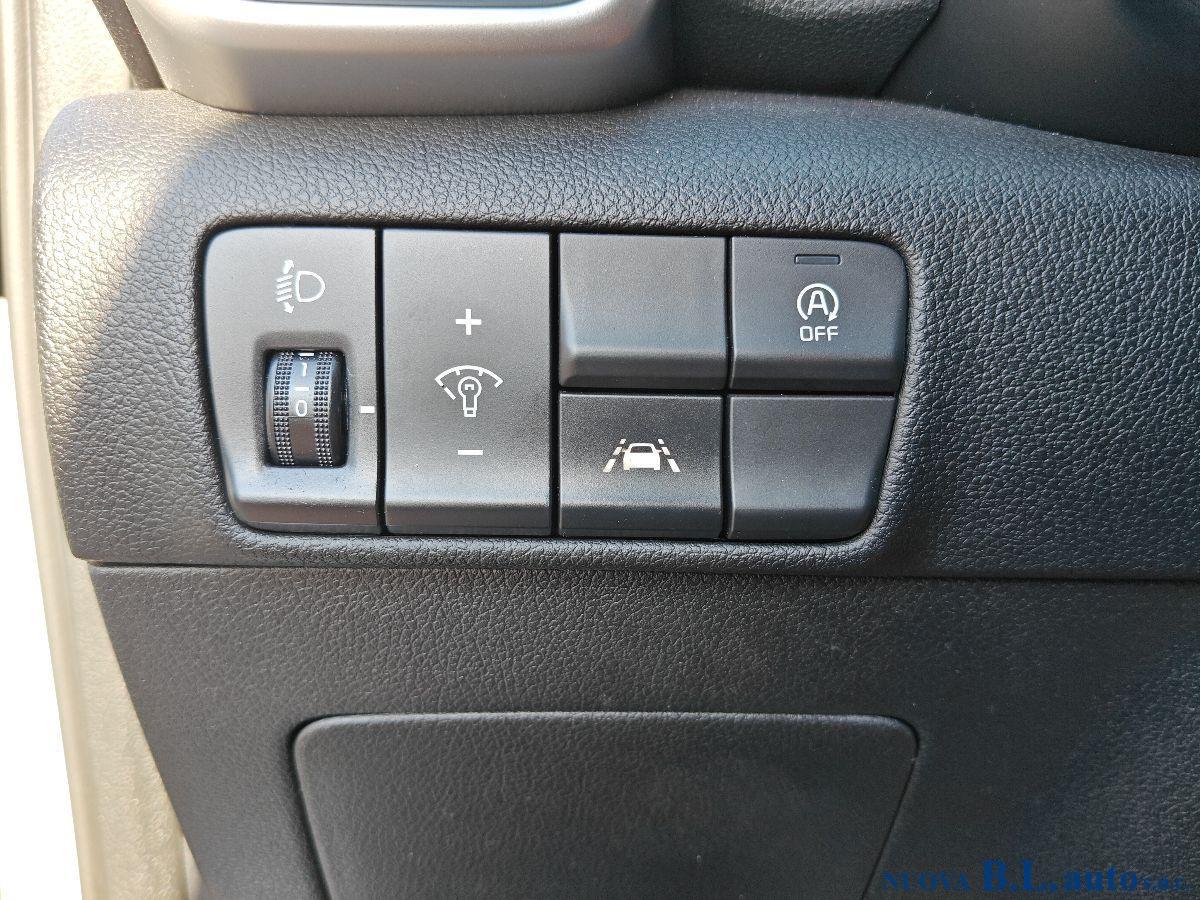 KIA - Sportage - 1.6 CRDI 115 2WD M.Hyb. Bus.Cl.