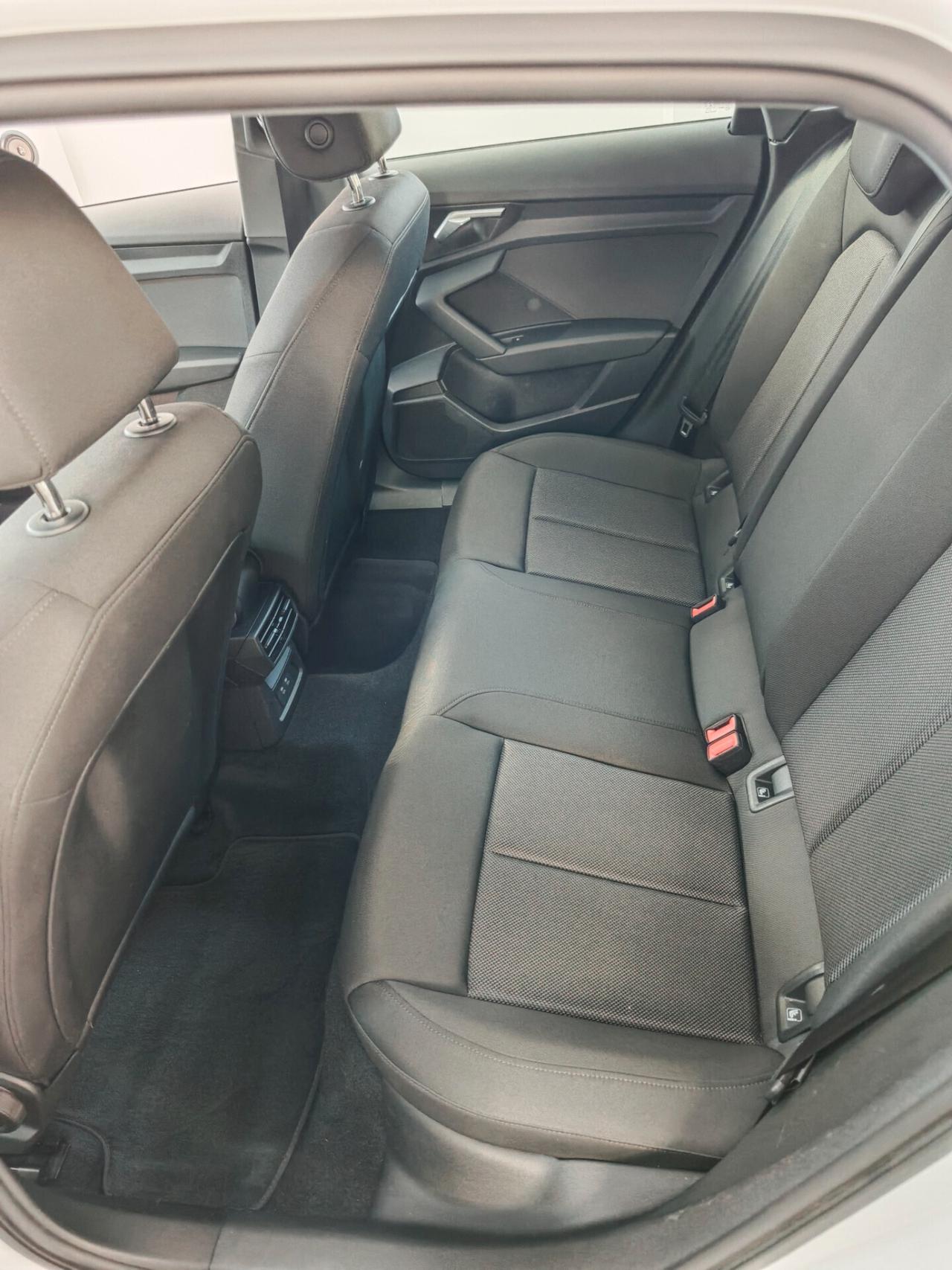 Audi A3 AZIENDALE SPB 30 TDI 116CV Adv. COME NUOVA