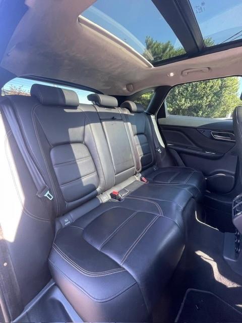 Jaguar F-Pace 2.0 D 180 CV AWD aut. Prestige