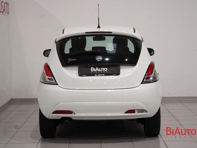 Lancia Ypsilon Ypsilon 1.2 69 CV 5 porte Silver