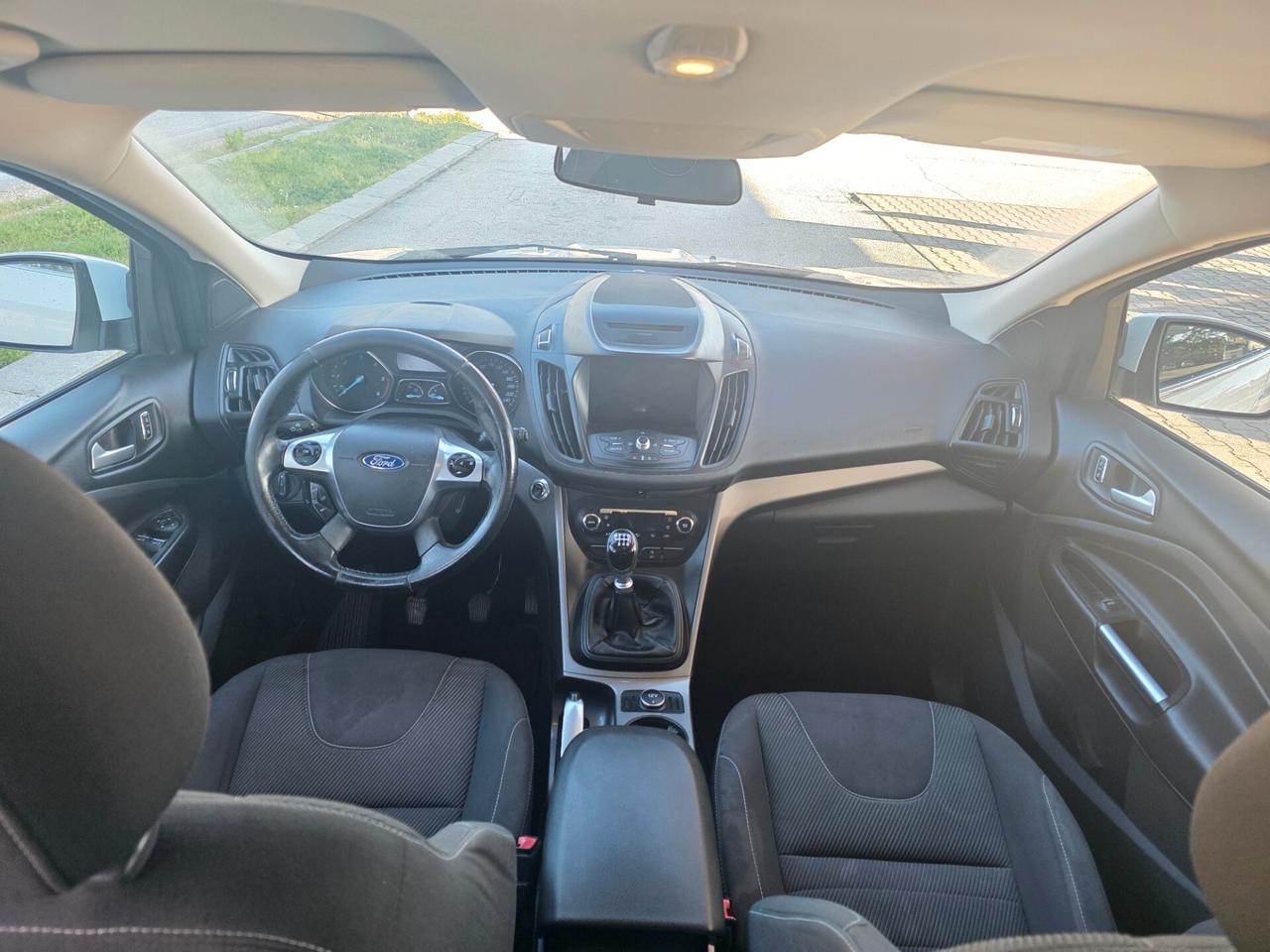 Ford Kuga Titanium km certificati