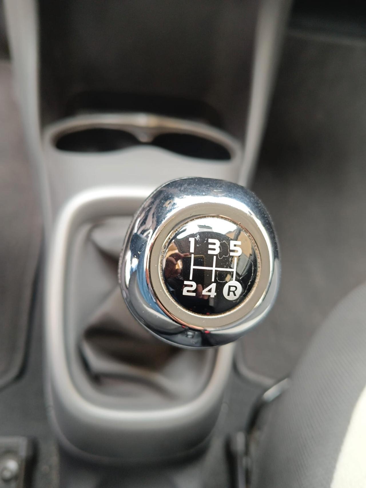 Toyota Aygo Connect 1.0 VVT-i 72 CV 5 porte x-play